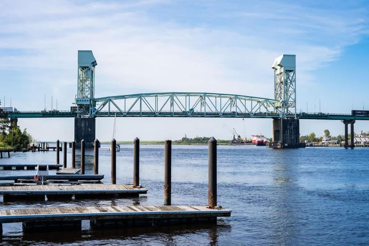 Riverwalk 118 - River & Battleship Views Wilmington Exterior foto
