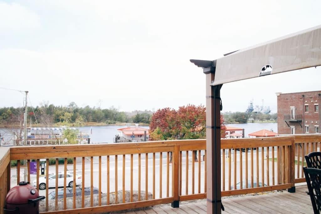 Riverwalk 118 - River & Battleship Views Wilmington Exterior foto